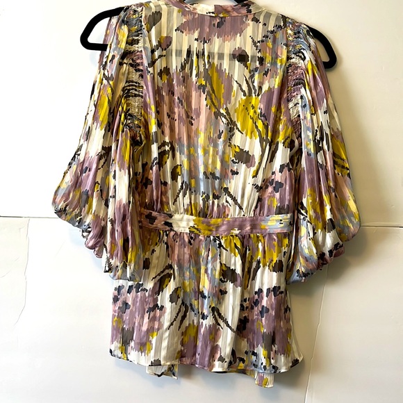 BCBGMaxAzria Multi-Color Print Tie-Waist Blouse, S - Picture 8 of 8